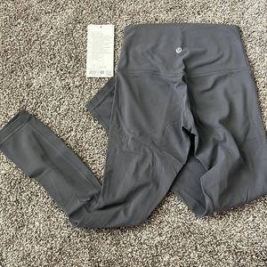 Lululemon align legging 25” size 4 in titanium